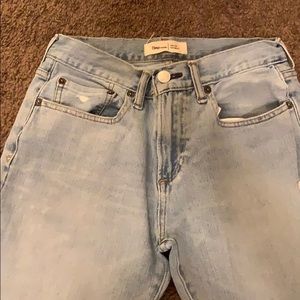 Gap Men ripped jeans
